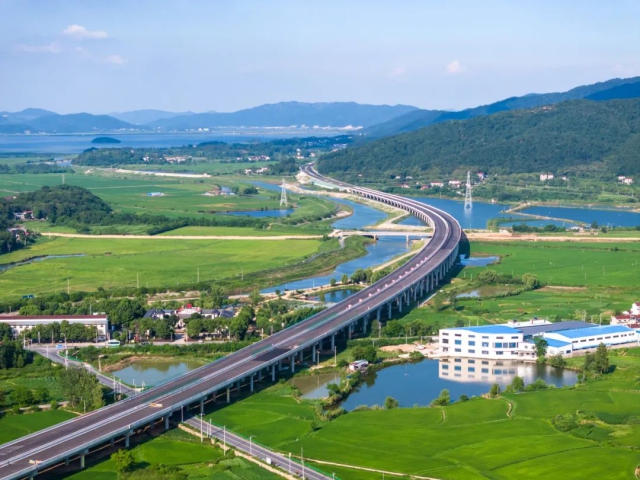 1754878829669257.jpg 04.jpg